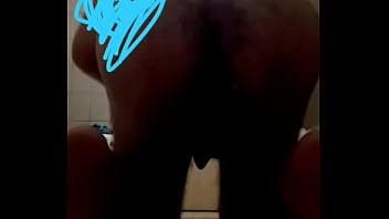 Preview 1 of Moster Bleck - Yo a los 19 a&ntilde_os tratando de meterme la mano