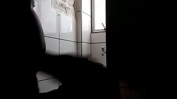 Preview 2 of Xxx Gangl - Neg&atilde_o come o rabo da patroa em hor&aacute_rio de trabalho enquanto outros pe&otilde_es aguardam pra gozar no cuzinho dela!