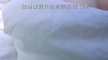 Preview 1 of Pornia Vidio - 性慾強大到連陌生男子在睡覺都能自己摸一番