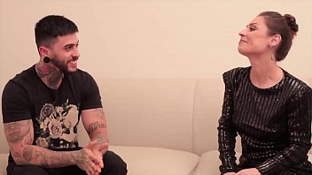 Preview 1 of Malayala Fucking Vidios - EMME WHITE TESTA ATOR NOVO COM PAU GRANDE  E PEDE PARA ELE CHUPAR SUA BUCETA