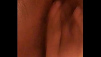 Preview 4 of Hot Mom Sara Fucking Full Videos - Me corro enviadole videos
