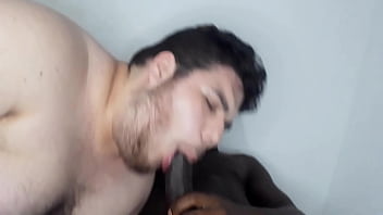 Preview 1 of Spaking Rape - TBT Novinho Dotado Estoquista do Mercado Gozou Antes da Hora (COMPLETO) Preto de 20cm veio entregar o leite em casa,  macetou na minha bunda gorda e gozou dentro