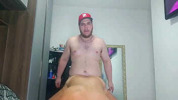 Preview 4 of Suneleonsex Vido - Tava Com Tes&atilde_o e Meu Amigo Me Ajudou - Parte 2 - tava na seca com o as bolas doendo j&aacute_,  fui na casa do par&ccedil_a,  fiquei de pau duro e expliquei a situa&ccedil_&atilde_o. Ele quis me ajudar na brotheragem