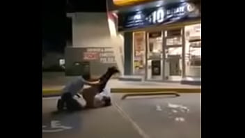 Preview 4 of Black American Porno - en el oxxo completo