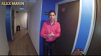 Preview 1 of Bbig Tic - Una fiesta con actricez porno