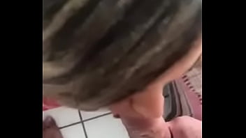 Preview 3 of Nughty America Teacher Xnxx Sex - Urso capixaba levando aquela mamada