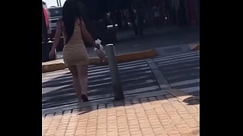 Preview 1 of Virgin Blood Sex - Venezolana de buen cuerpo caminando por la calle con vestido a rayas
