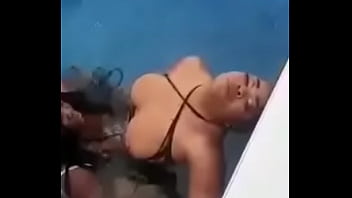 Preview 2 of Xxx Kagla - Black girls play with each other in the pool