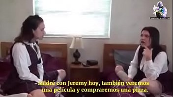 Preview 1 of Manuel Ferara Creampie - Hemanos juegan verdad o reto y terminan follando