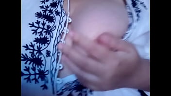 Preview 2 of Www Viedosxxxx - Salte&ntilde_a real caliente en cuarentena