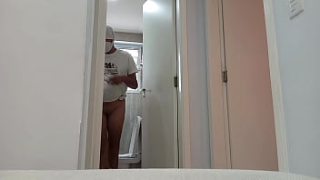 Preview 3 of Asian Virgin Sexy Video Been - Sentando em um consolo muito grosso, que del&iacute_cia @!!!!