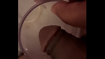 Preview 1 of Korban Lelaki - Gold in a cup