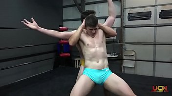 Preview 3 of Sawp Mom - Luta Er&oacute_tica Gay 2 - Domination
