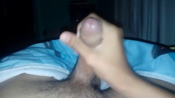 Preview 2 of Soniya Leon Indian Pornstar Xnxx - Menino virando a noite batendo punheta
