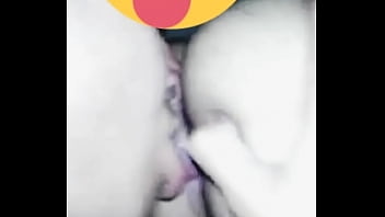 Preview 4 of Bikini Teen Babe Loves To Play - Peruano le mama el culo a venezolano culon