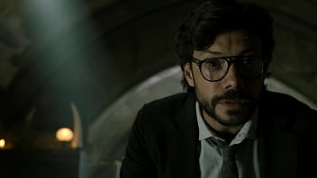 Preview 3 of Fisting Orgie - L&Aacute_ CASA DE PAPEL 4T