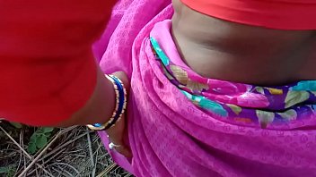 Preview 4 of Kayla Quinn Feet - गेहूं काटने गई और चुदवा के आ गई