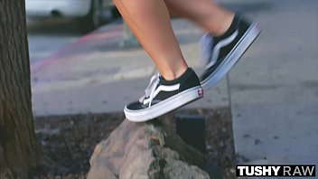 Preview 1 of Www India Xxx Hd Com - TUSHYRAW She&#039_s completely addicted to gaping