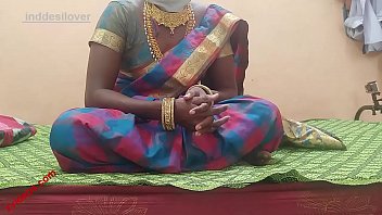 Preview 1 of Chut Me Ice Dalte Hue Video - फेसबुक से बनी गर्लफ्रेंड से सेक्स