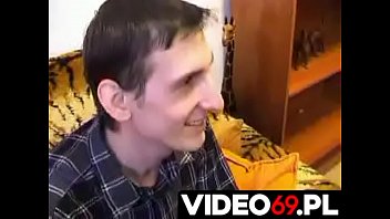 Preview 2 of Michio Chiho - Polskie porno - Ta młoda dupcia zna się naprawdę na wszystkim co gosposia wiedzieć powinna