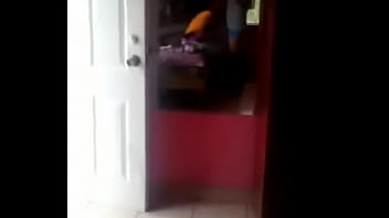Preview 1 of Hottest Stripper Dance - Rapidin en casa de mi novia en su cuarto parte.1