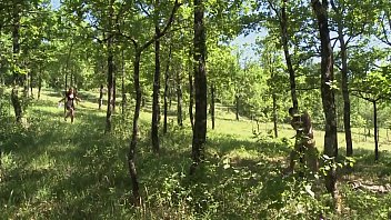 Preview 1 of Hang Over Sex - Une jeune salope de la ville,  accoste un bucheron en foret,  pour se faire d&eacute_foncer le trou du cul.
