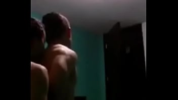 Preview 1 of Xxx Bide 2 Grls1 Booy - Vecino hetero me folla en la residencial