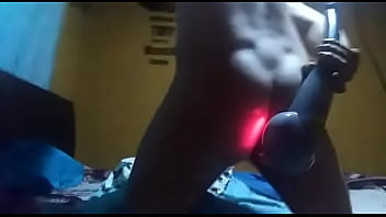 Preview 2 of H D Englis Sex - Me meto un masageador en el culo
