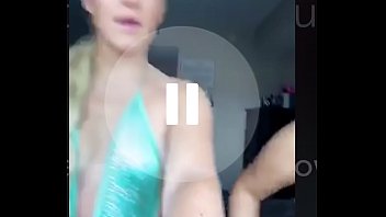 Preview 2 of Riska Parasan - Periscope
