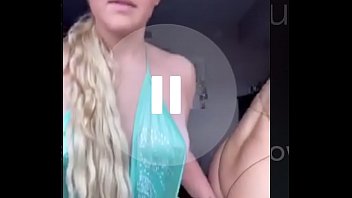 Preview 3 of Riska Parasan - Periscope