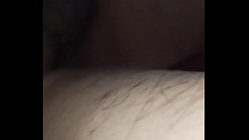 Preview 1 of Night Sleeping Sister Video - Follando en mi ba&ntilde_o