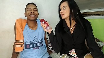 Preview 2 of Collag Girl Hot Xxx - Entrevista com o mais novo ator porn&ocirc_ dotado.