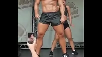 Preview 2 of Pinay Nurce - Dan&ccedil_a Abaixa que &eacute_ tiro