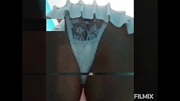 Preview 1 of Message Xxnxx - Minifalda Blanca con tanga Blanca.