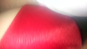 Preview 1 of Jenennes Girl - Mi chica y yo estrenando calsonsito rojo