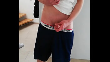 Preview 2 of Lads Avson Dakts - Big Cumshot