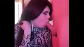 Preview 4 of N Nxxxs Nxxxs - Comendo la polla a mi cliente