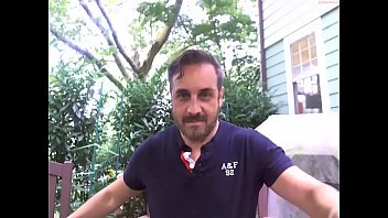 Preview 2 of Marco Montgomery - Coroa Casado se Exibindo na CAM