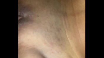 Preview 1 of A Freinds Mom - Solos en casa