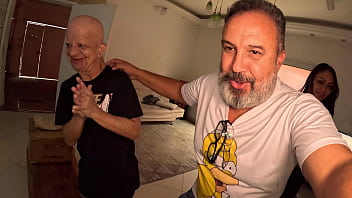 Preview 1 of Arisa Risawa - Isa Moura conhece Bruno Diferente na Mans&atilde_o do Ted