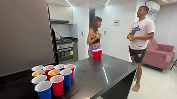 Preview 1 of 3d Fuck Worm - Le gano jugando a mi t&iacute_mida hermanastra hasta quitarle toda la ropa y ponerla muy cachonda con mi rico pene,  y terminamos follando duro y rico HL