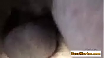 Preview 4 of Teen Noraini - Dos madur&oacute_s haci&eacute_ndolo bien rico