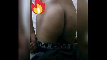 Preview 2 of Crazy Girls Go Nude - Novinho se exibindo solo