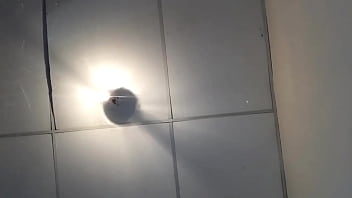 Preview 2 of Cuckold Creampie - Veio em casa me mamar ,  presente de natal antecipado!