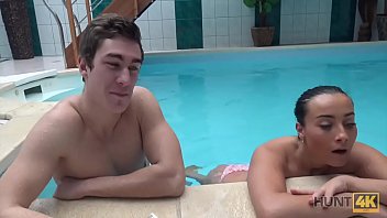 Preview 2 of Turkish Turk Yerli Erotik P - HUNT4K. Die Besitzerin des Spas kann das brillante junge M&auml_dchen Anna Rose bequem kaufen