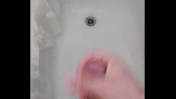 Preview 2 of Prima Village - Dans la douche part 2