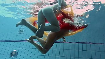 Preview 2 of Jabardasti Chhoda Yoga Me - Krasula Fedorchuk and Liza Rachinska underwate lesbos babes