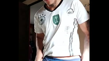 Preview 1 of Fzryhbcbq - Hetero curioso me muestra su verga