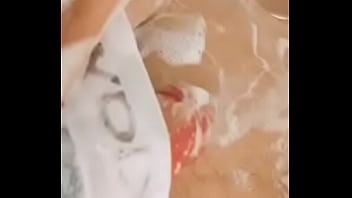 Preview 2 of Ladka Xvideo - Novinho mostrando volume