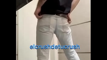 Preview 4 of Sanny Leone Xxxbf 2018 - Joven cachondo con culazo! | Moreno y peludo | Buen Rabo (espa&ntilde_ol) |
